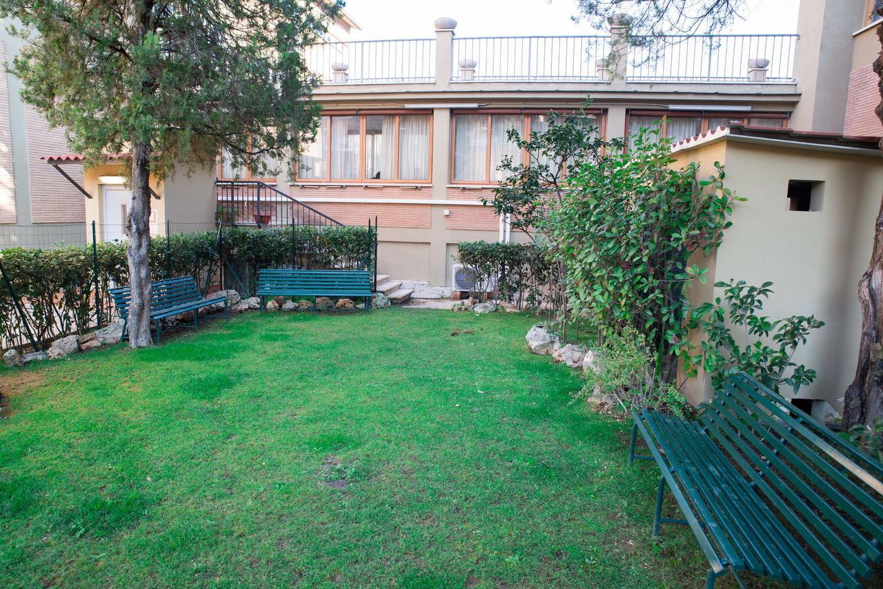 Casa Per Ferie Oasi San Giuseppe Hotel - Rome — Fotos 2